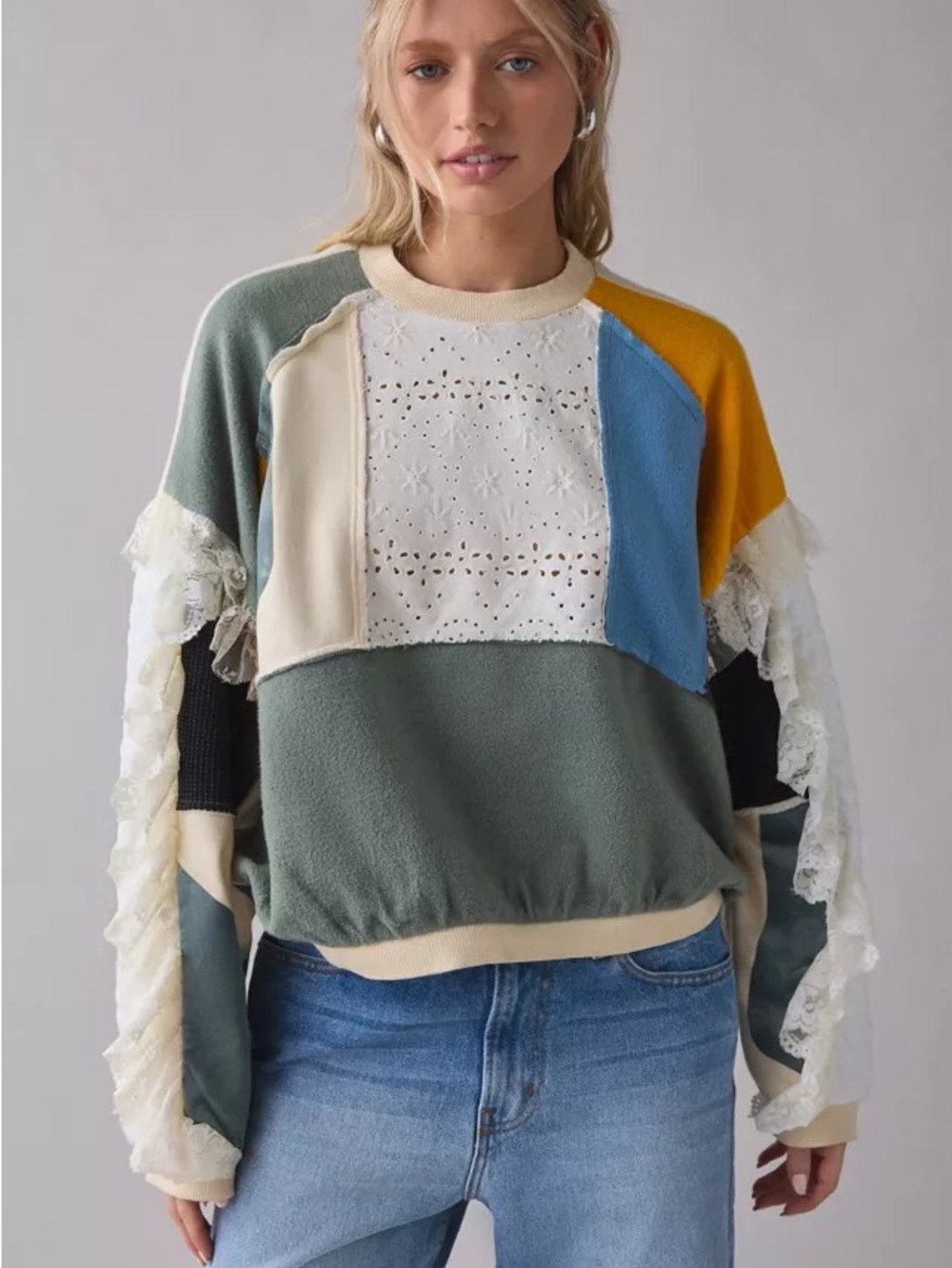 BDG Urban Outfitters Cooper Lace Trim Patchwork Crew Neck Pullover Sweatshirt M